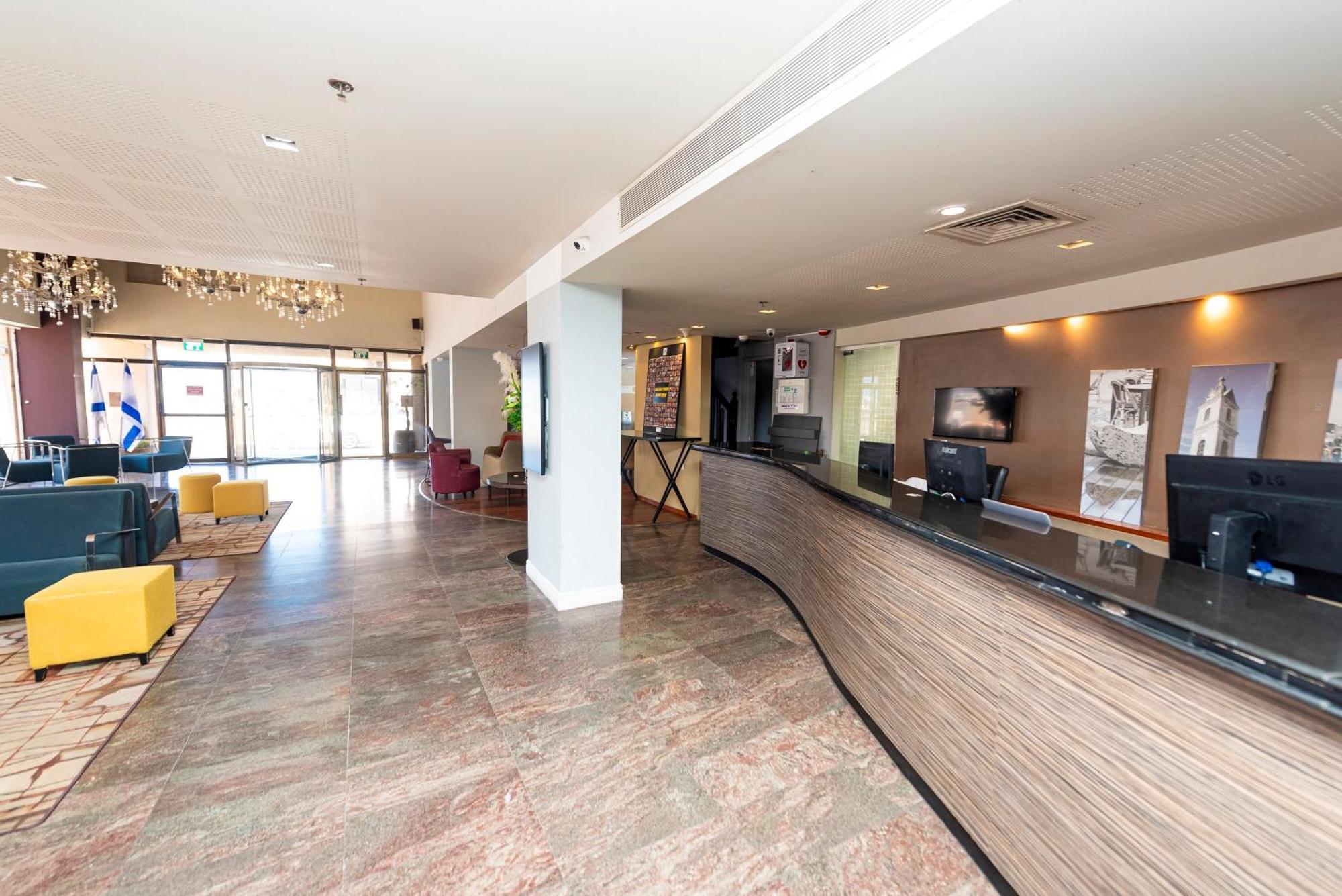 Hotel Basel Tel-Aviv Luaran gambar